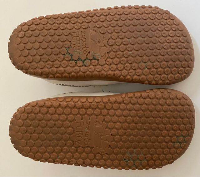 Zapato feroz - Paterna comic 26 amarillo