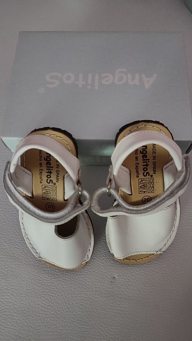 Mallorquinas de piel para bebé