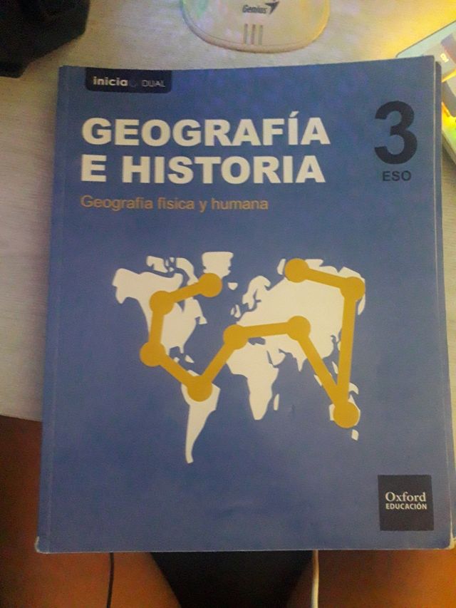 Libros de geografía e historia de 3° ESO