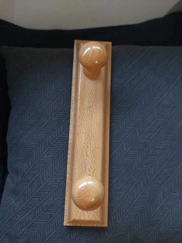 Percha dos colgadores