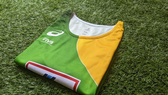 Camiseta FIVB voley playa