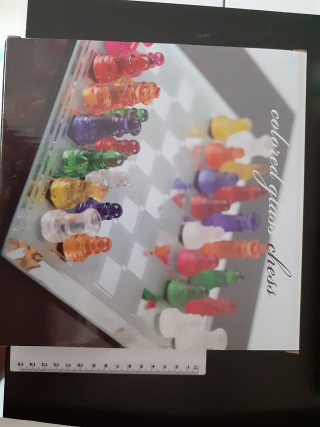 Ajedrez de cristal de colores