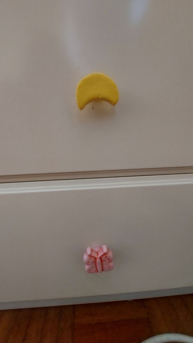 Tiradores para mueble.