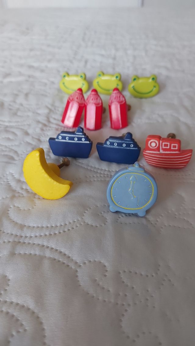 Tiradores para mueble.