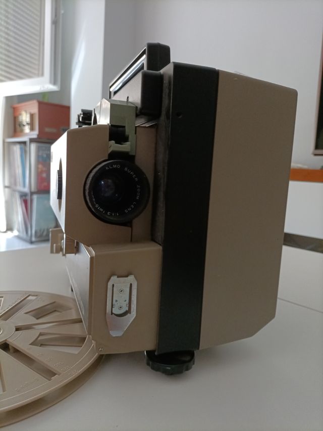 proyector cine Elmo ST-180M