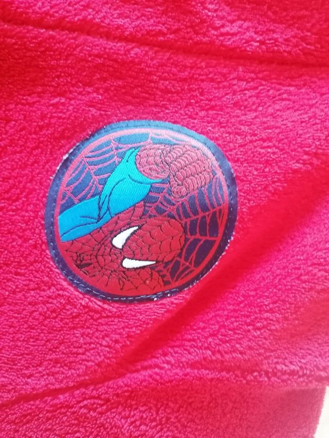 Bata Spiderman 6-8 años