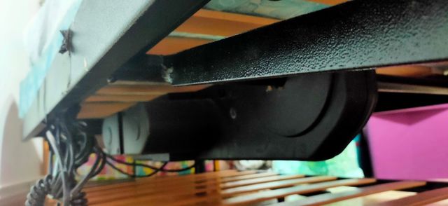 Cama articulada motorizada