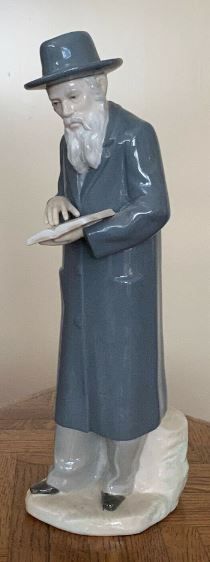 NAO LLADRO Rabino