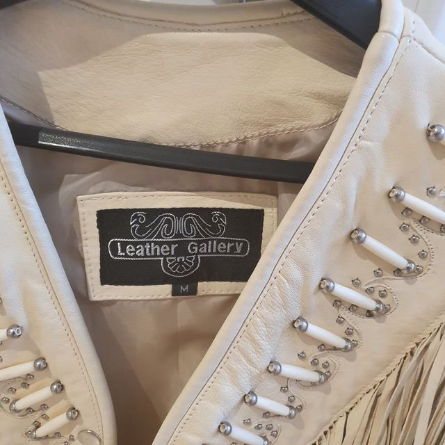 VENDO CAZADORA A ESTRENAR