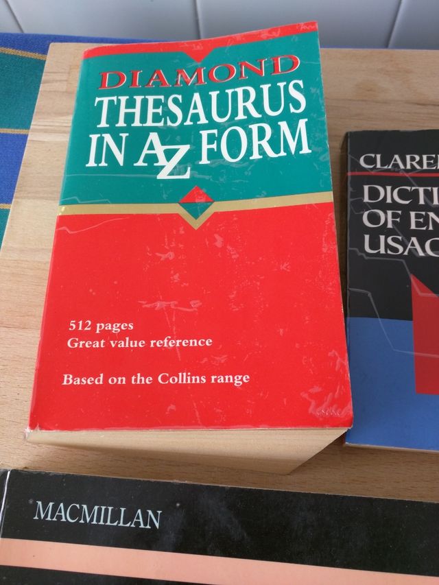 Lote de diccionarios y manuales de inglés
