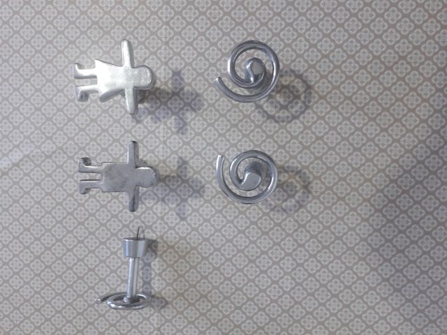 PRECIOSOS COLGADORES DE ALUMINIO .