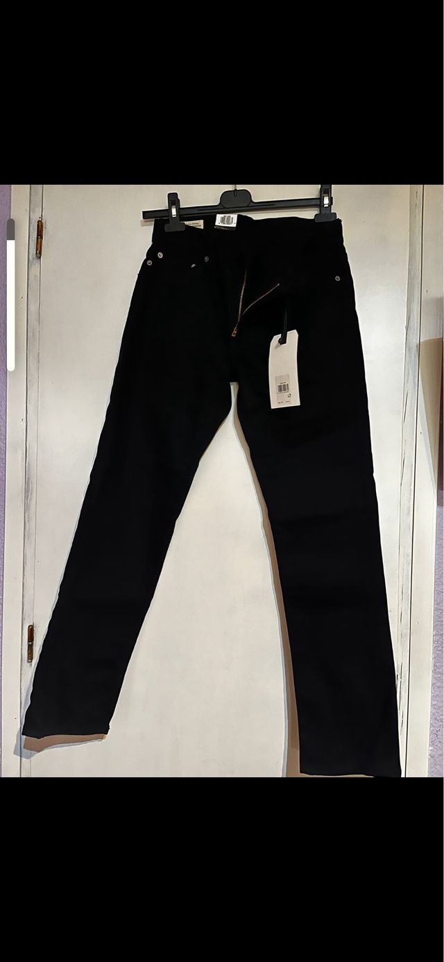 Pantaloni Levis