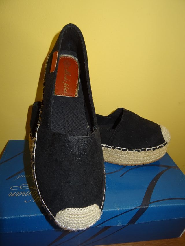 ALPARGATAS DE ESPARTO Y ANTE. NUEVAS