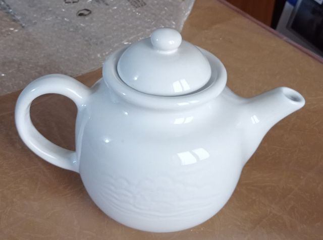 Teiera bianca