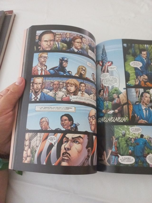 Comic Iron Man - Secretario de defensa