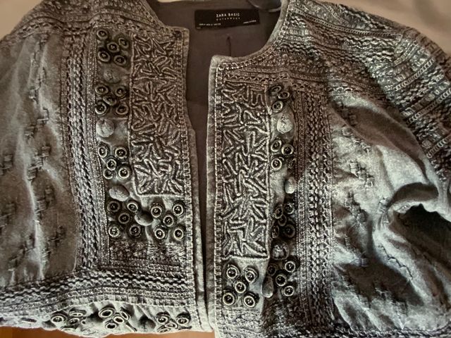 Vendo ropa, chaqueta, marca Zara, talla m