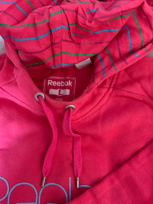 Sudadera rosa con capucha