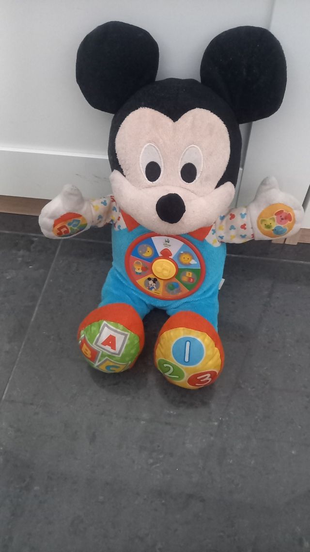 Mickey interactivo