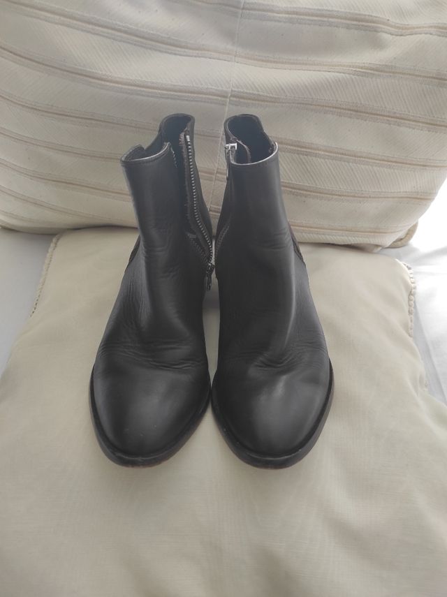 Botines marrones, talla 37, Marca Loreak Mendian