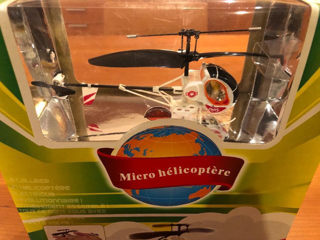 Helicóptero con control remoto