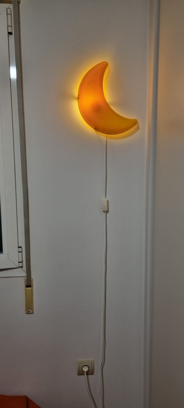 Lampara de pared de Ikea