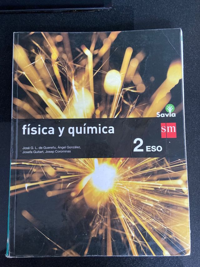 Se venden libros de matemáticas física y quimica y