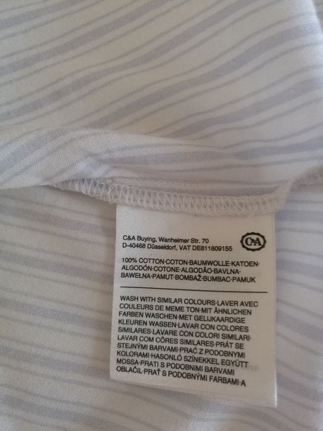 Camisa C&A oversize.