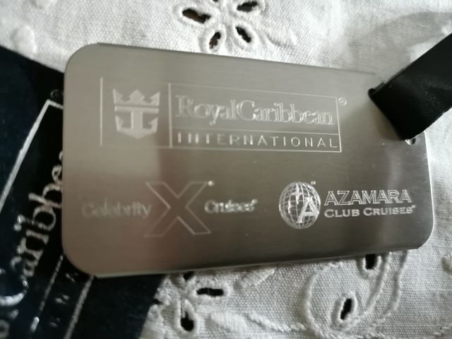 Targhetta portanome valigia Royal Caribean