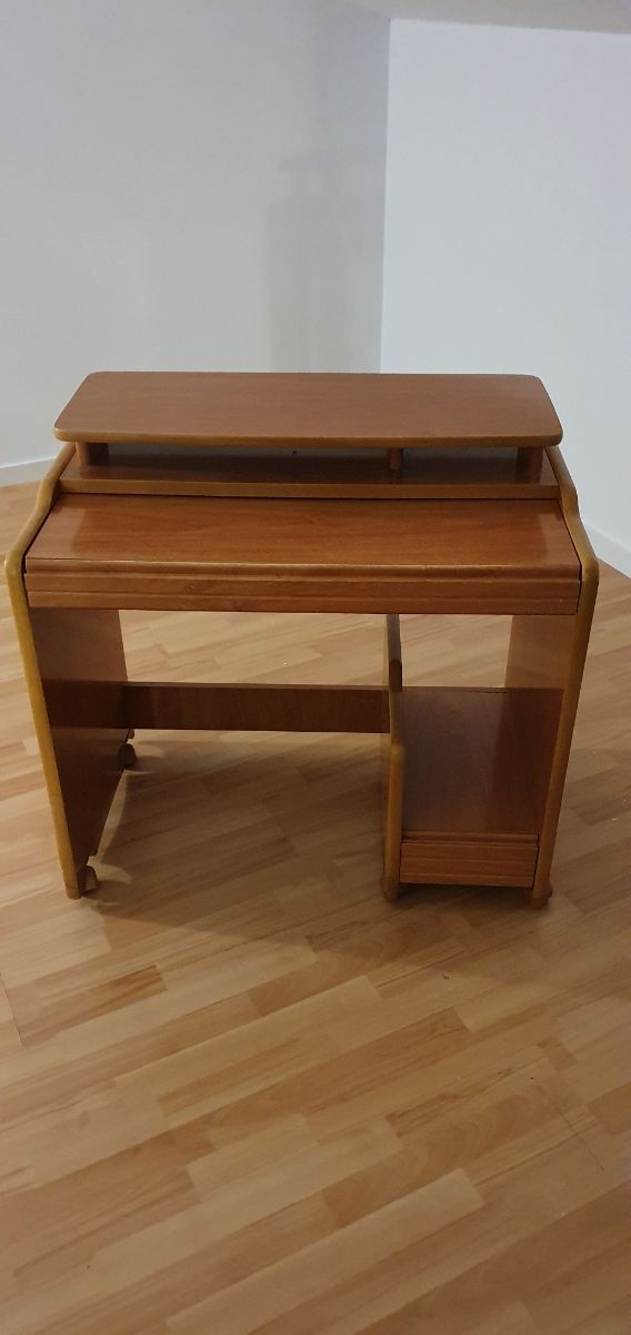 Escritorio madera