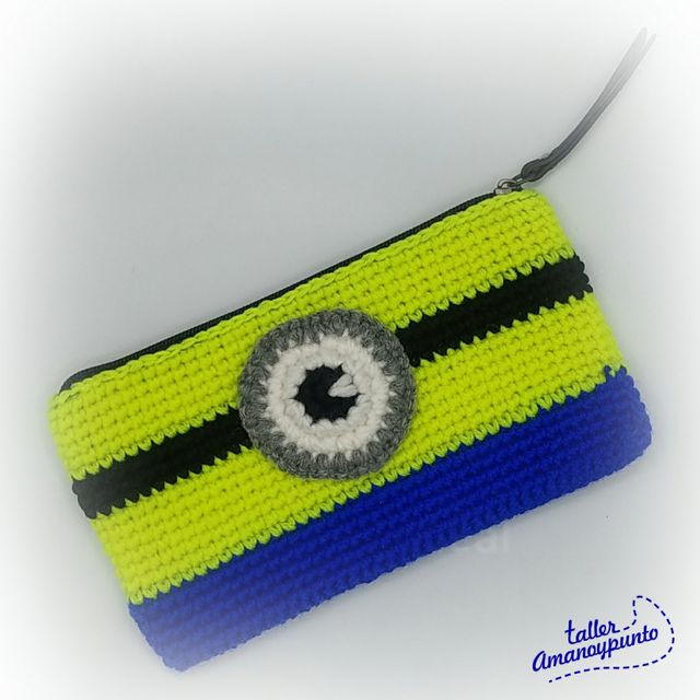 (Disponible) Estuche a ganchillo