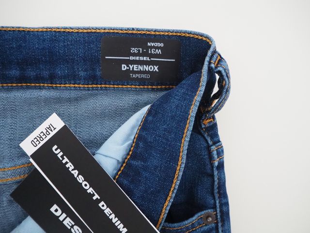 Diesel Yennox. Pantalón vaquero. W31 L32