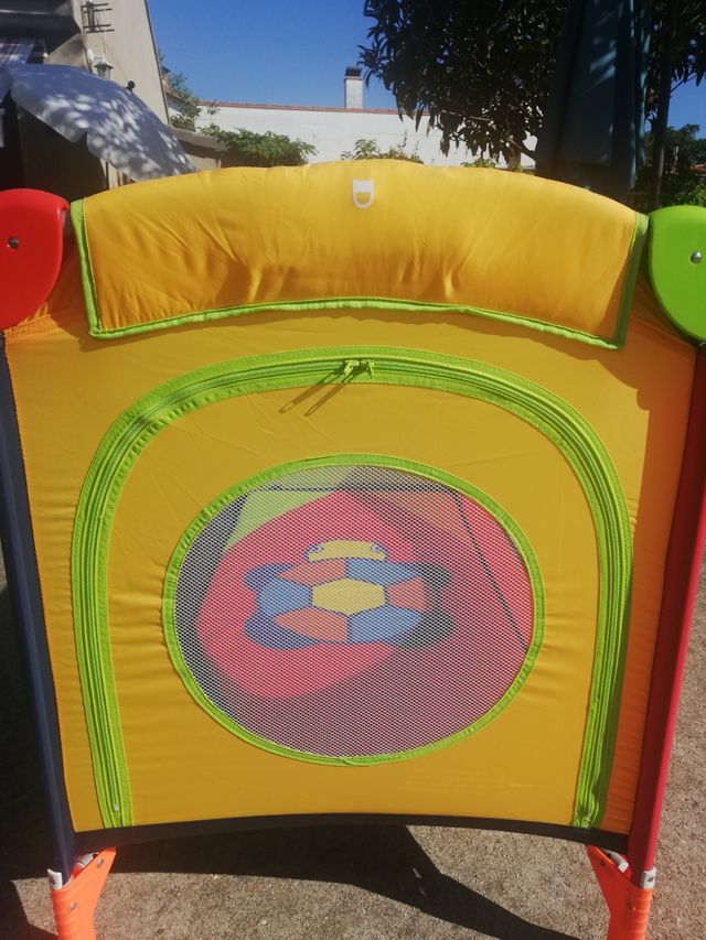 Cuna de viaje plegable