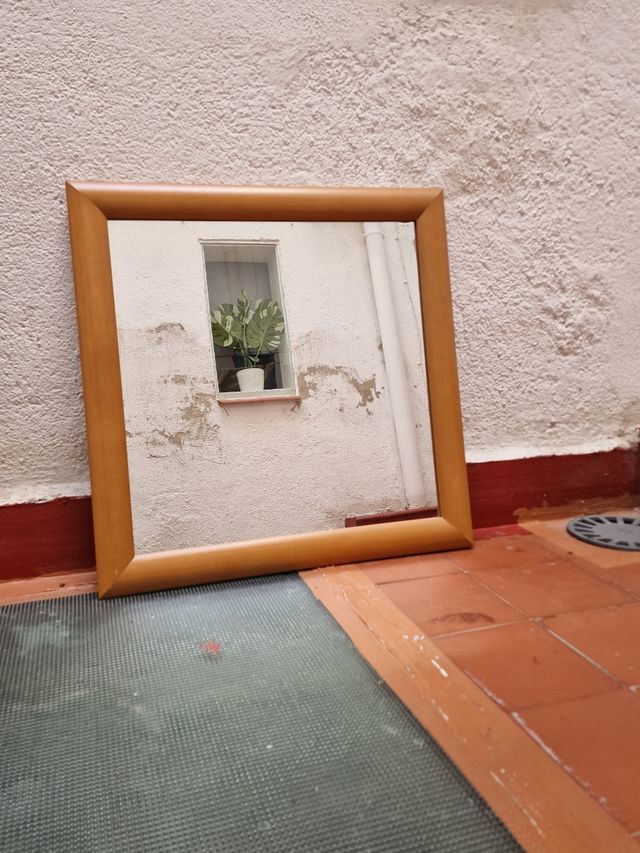 Espejo Ikea 70 cm x 70 cm