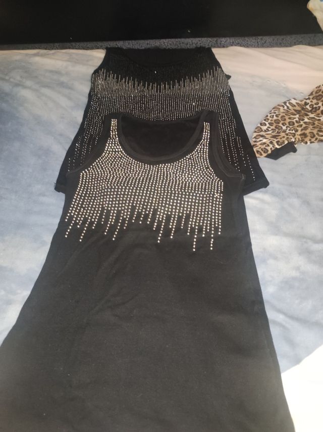 Blusas, cada una 5 euros