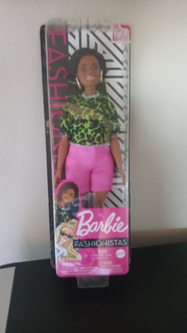 barbie negra fashionista