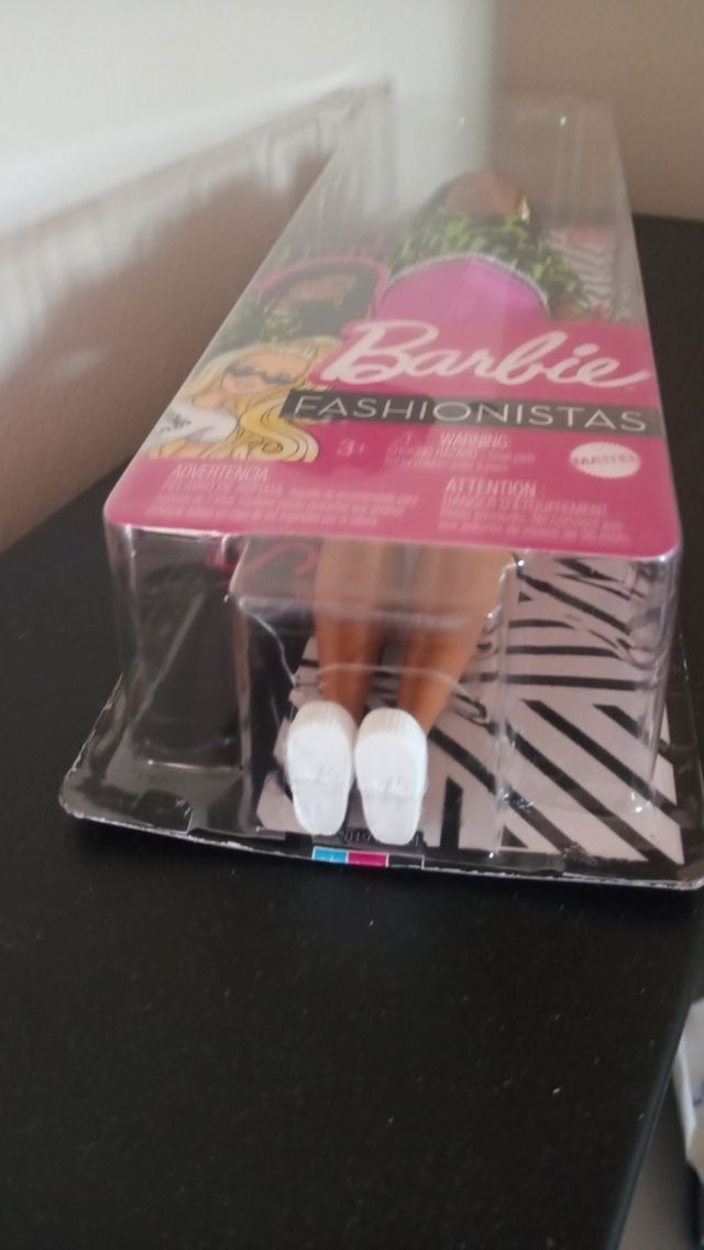 barbie negra fashionista