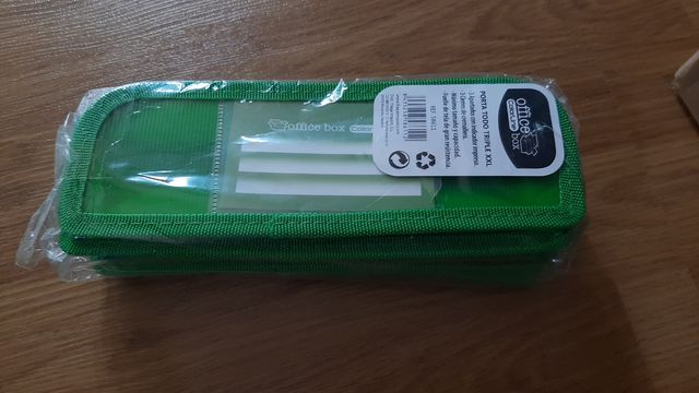 Estuche verde triple xxl con 3 departamentos