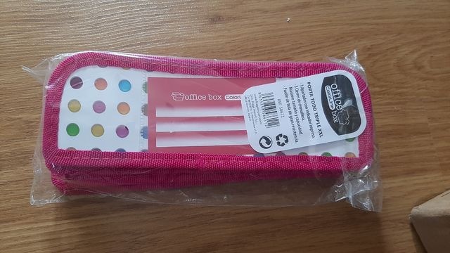 Estuche triple xxl, con 3 departamentos en blanco