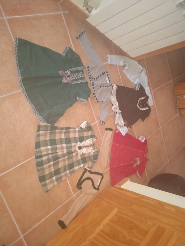 lote vestidos Miranda 30 meses