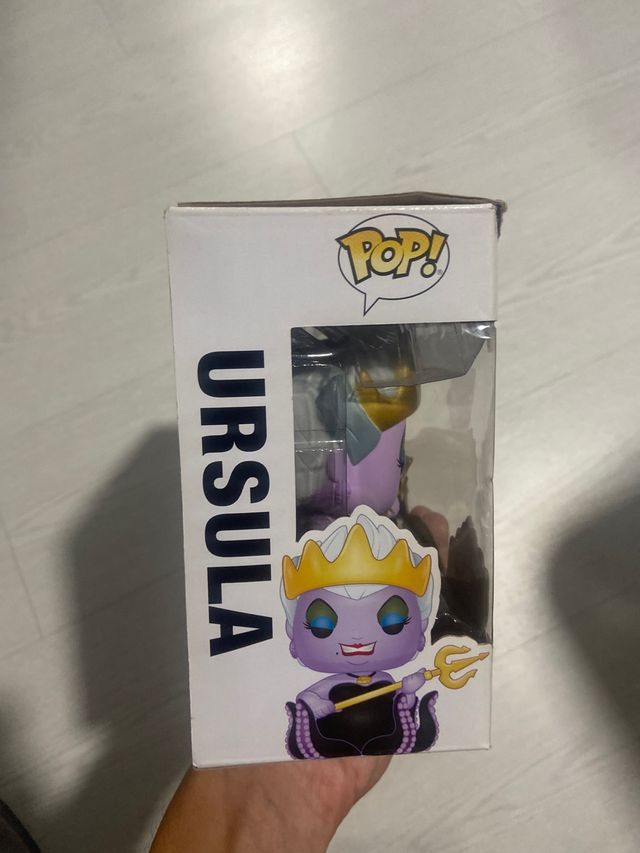 Funko pop ursula with cruella de vil pack