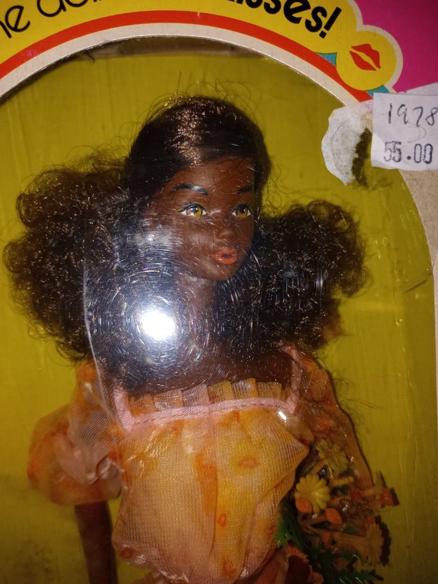 Kissing Barbie Christie Vintage