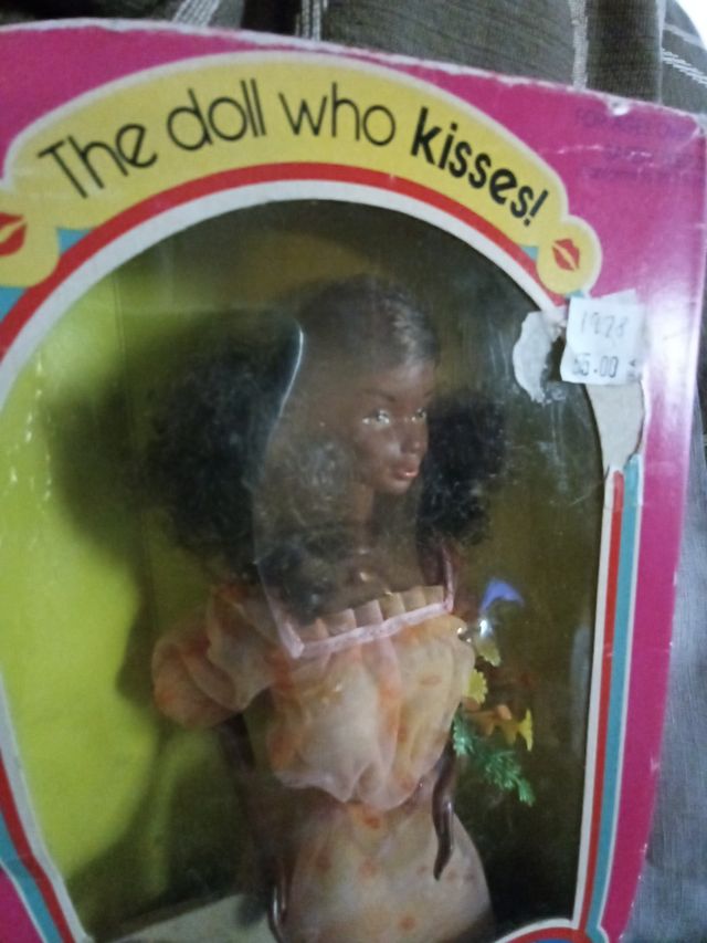 Kissing Barbie Christie Vintage