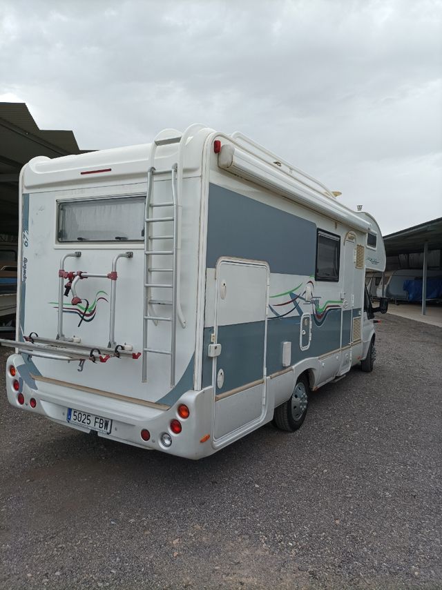Autocaravana Ford Rimor Superbrig