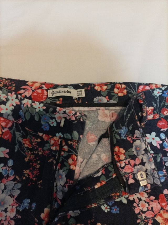 pantalones stradivarius tobilleros t.36