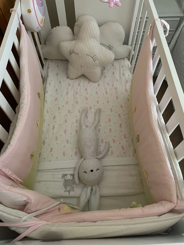 Cuna para bebé y funda nordica y relleno