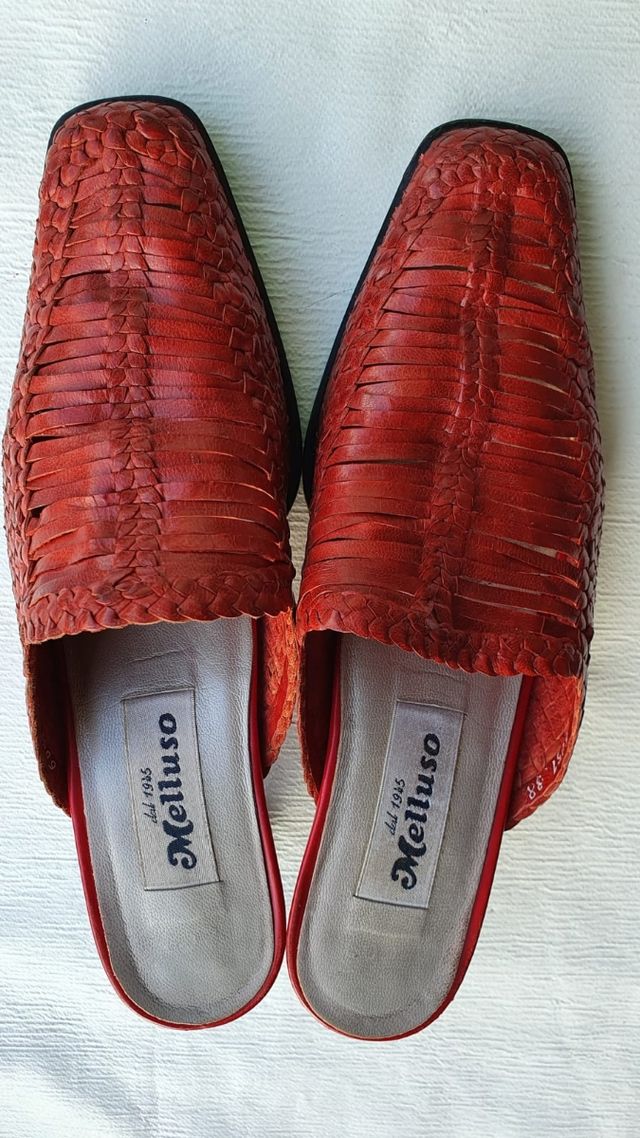 Tacchi in vero cuoio intrecciato