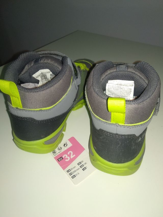 Bota Quechua de montaña