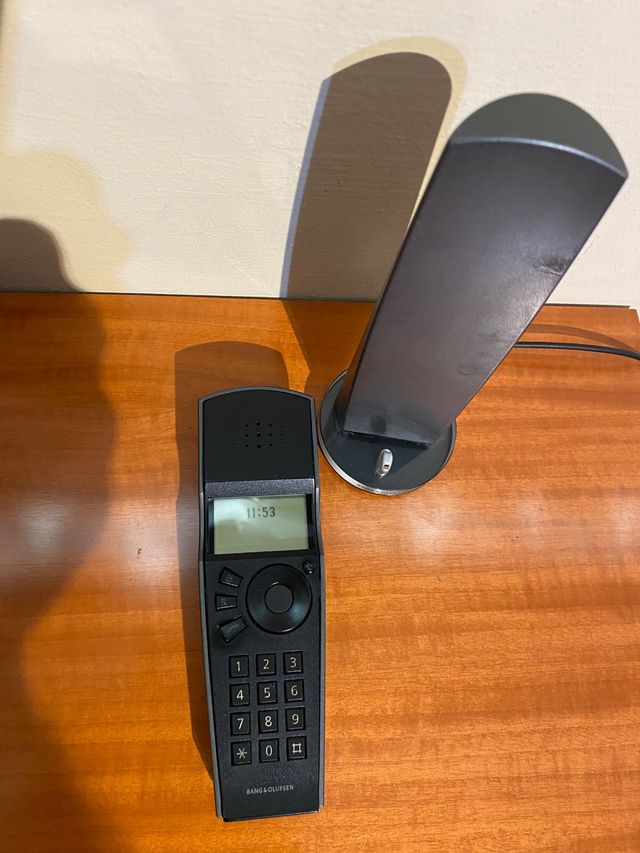 Teléfono inalámbrico Bang&Olufsen+batería regalo,