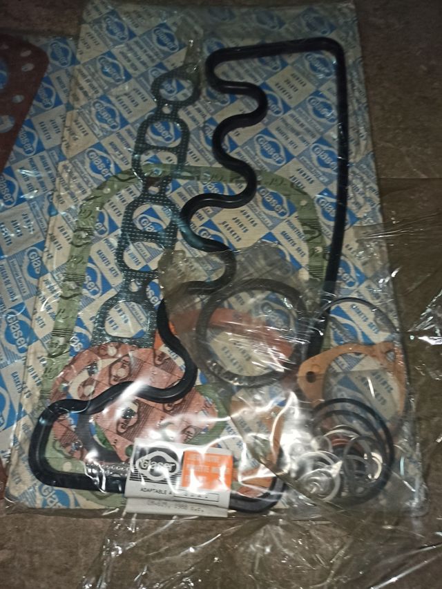 Sest 132-Kit juntas motor Mercedes OM-615 + regu