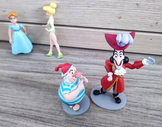 Pack figuras personajes de Peter Pan